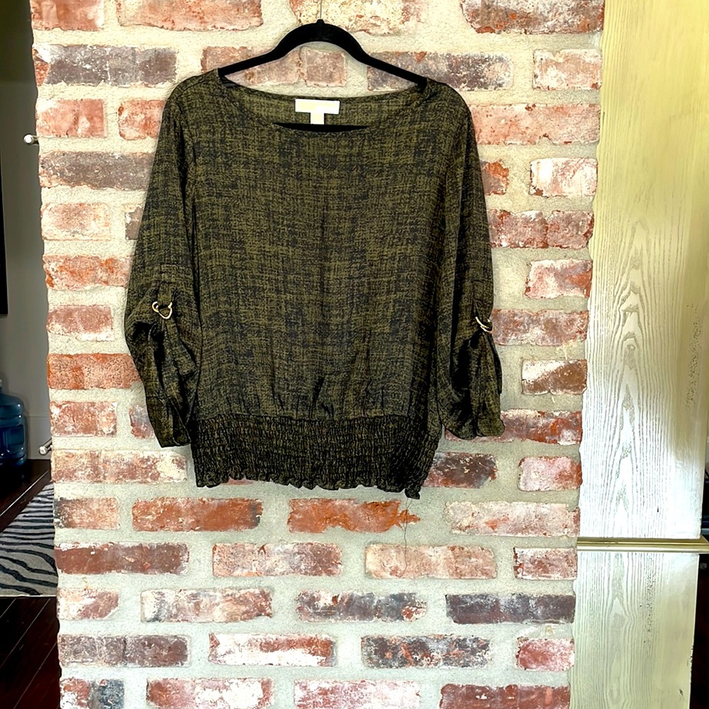 Women’s blouse